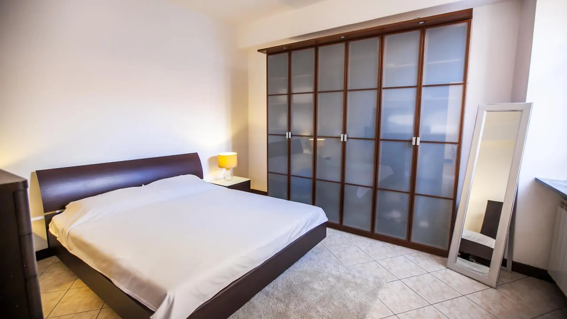 Lakeside Como Apartment